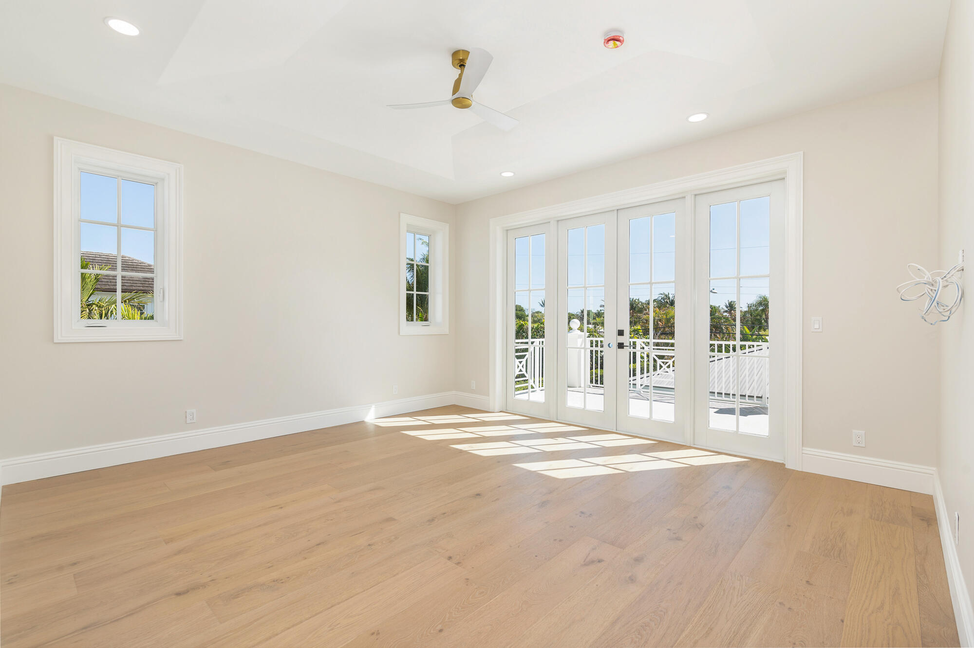 244 Cortez Road West Palm Beach, FL 33405 - Photo 13 of 36 low-24