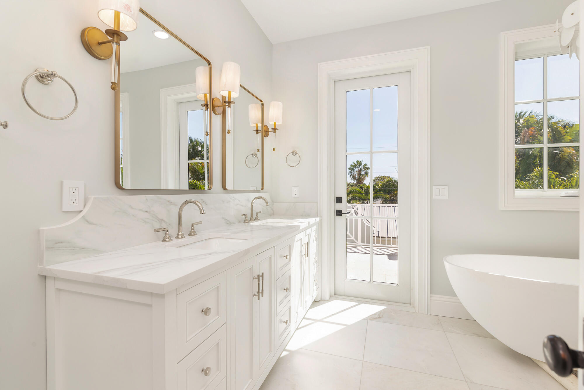 244 Cortez Road West Palm Beach, FL 33405 - Photo 15 of 36 low-25