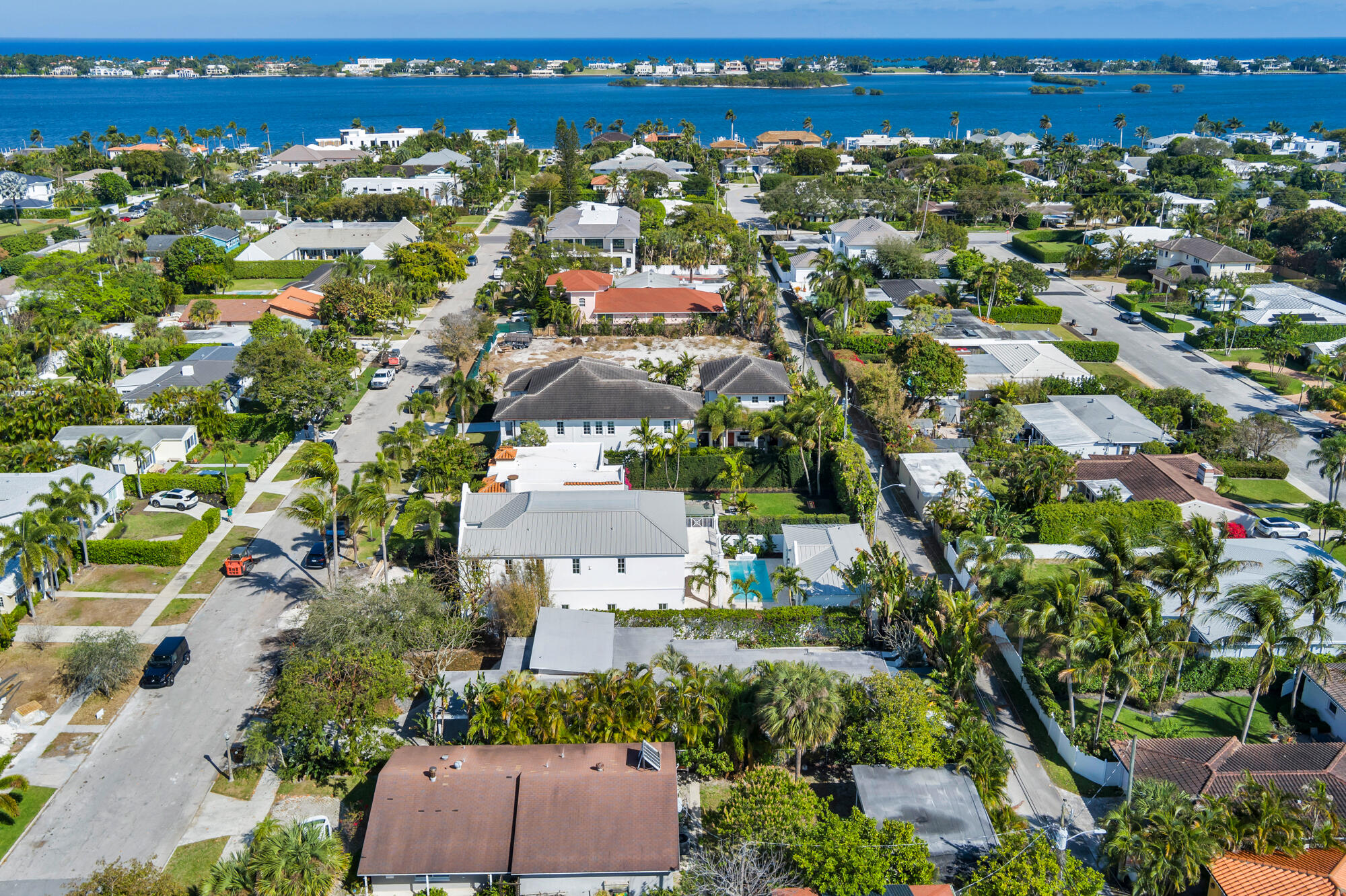 244 Cortez Road West Palm Beach, FL 33405 - Photo 34 of 36 Image Cortez low-56