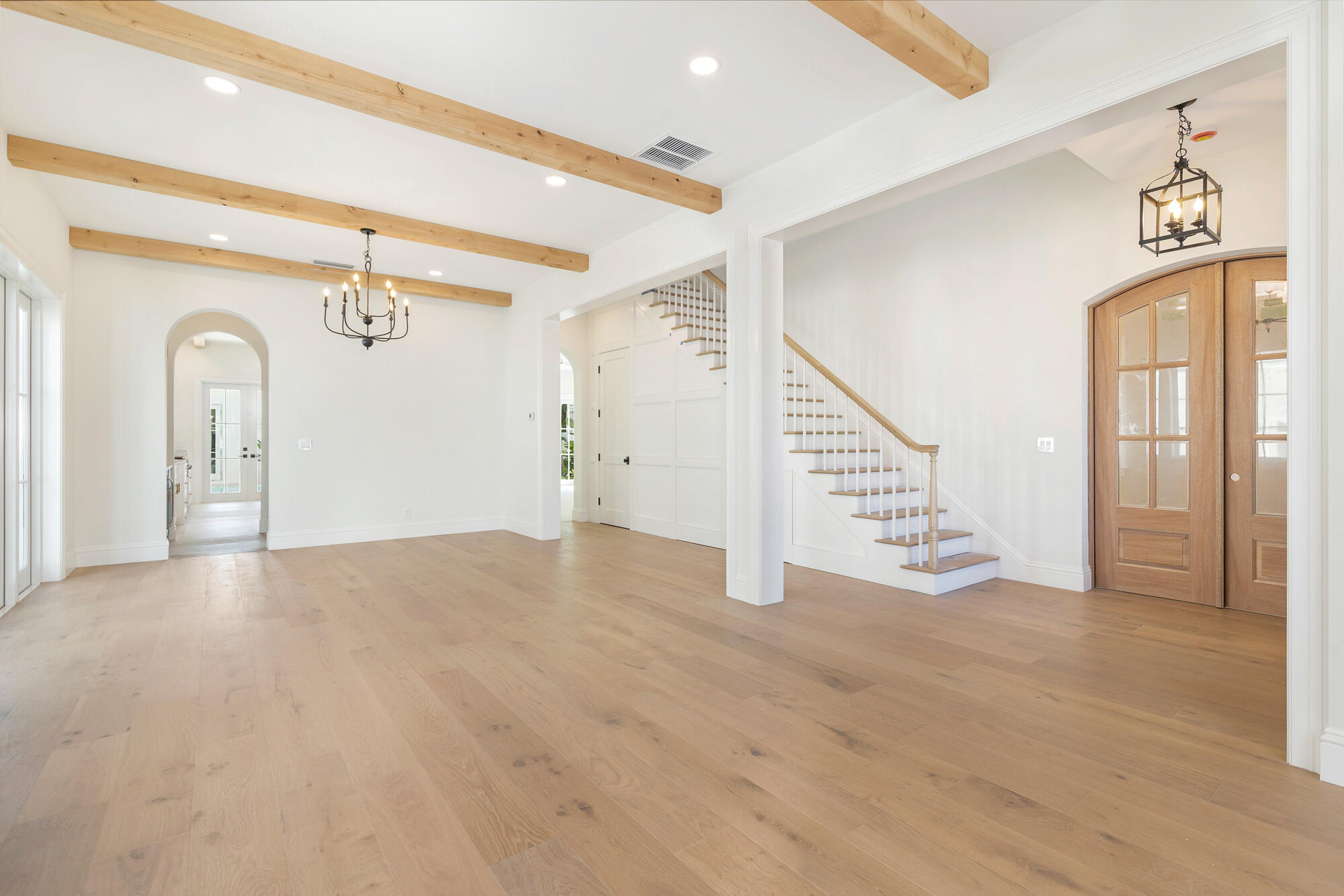 244 Cortez Road West Palm Beach, FL 33405 - Photo 4 of 36 low-3