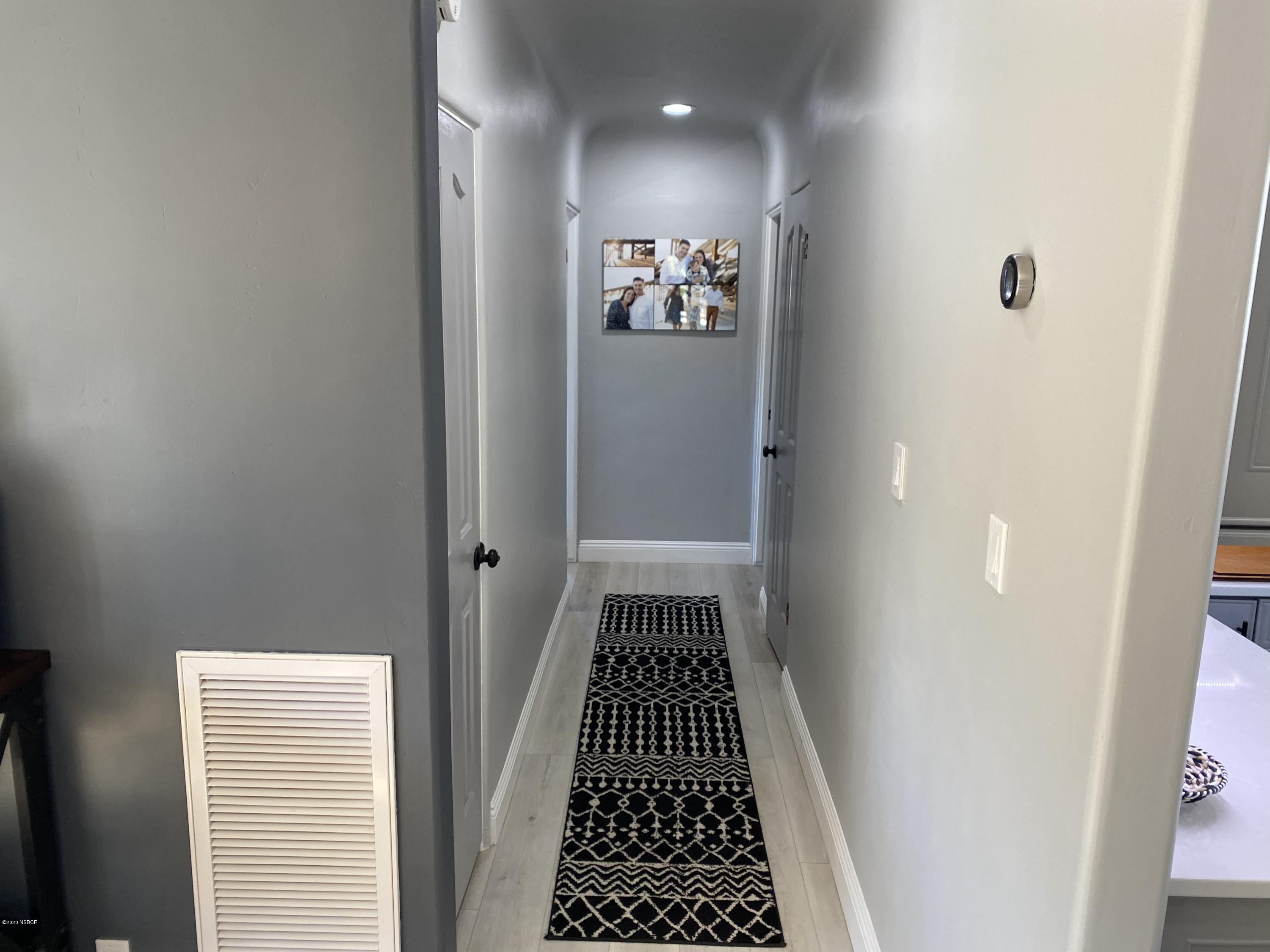 575 Pine Street Solvang, CA 93463 - Photo 11 of 23 Hallway