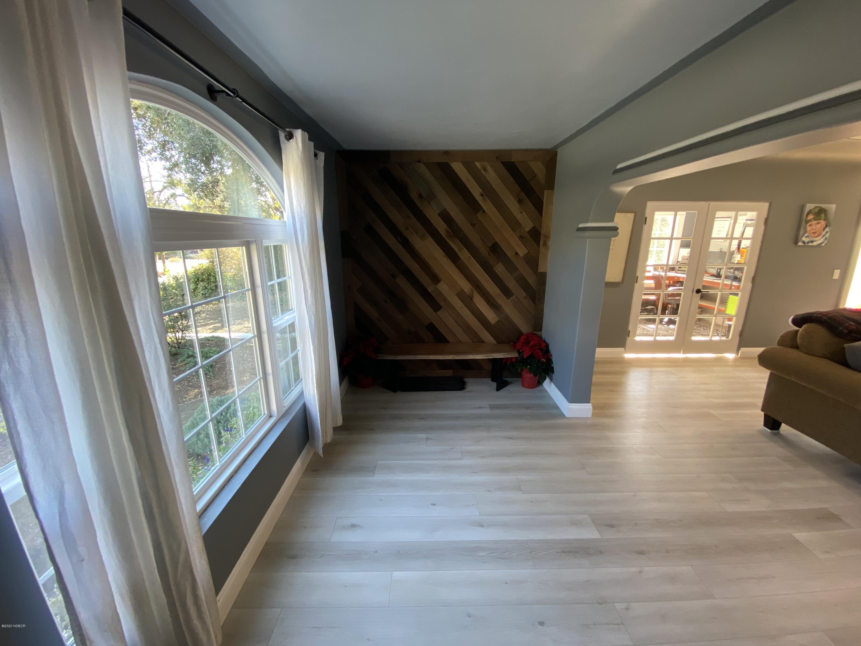 575 Pine Street Solvang, CA 93463 - Photo 18 of 23 Entry