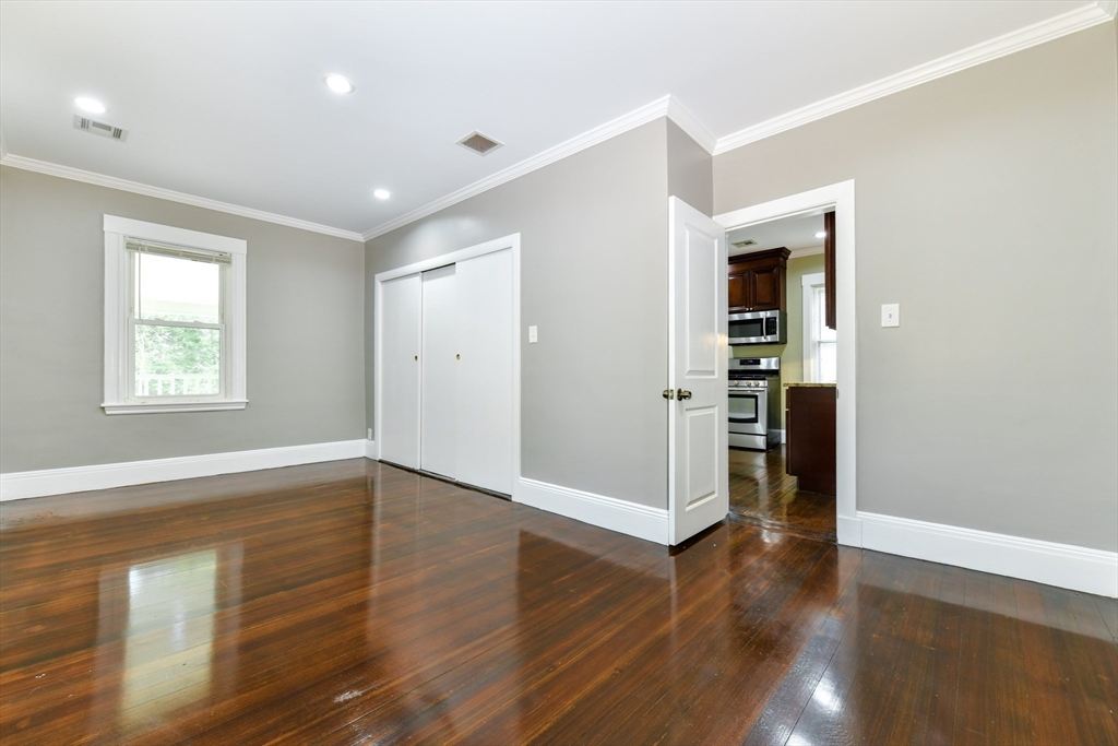 51 Wolcott Road, Unit 1 Chestnut Hill, MA 02467 - Photo 15 of 22