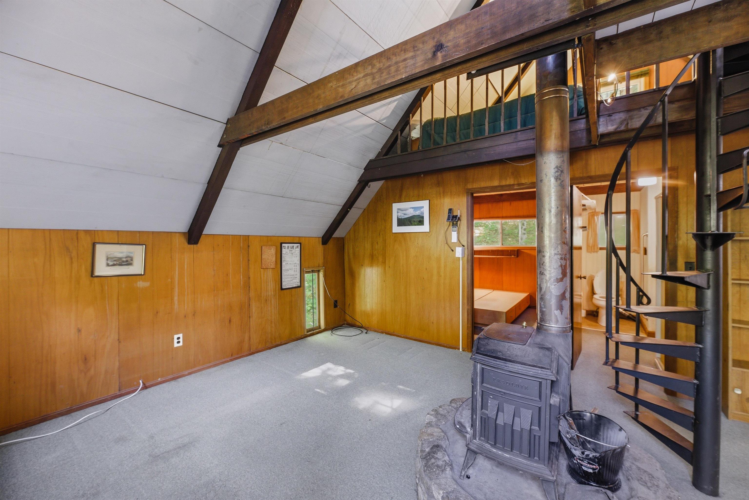 158 Temple Road Sharon, NH 03458 - Photo 11 of 37