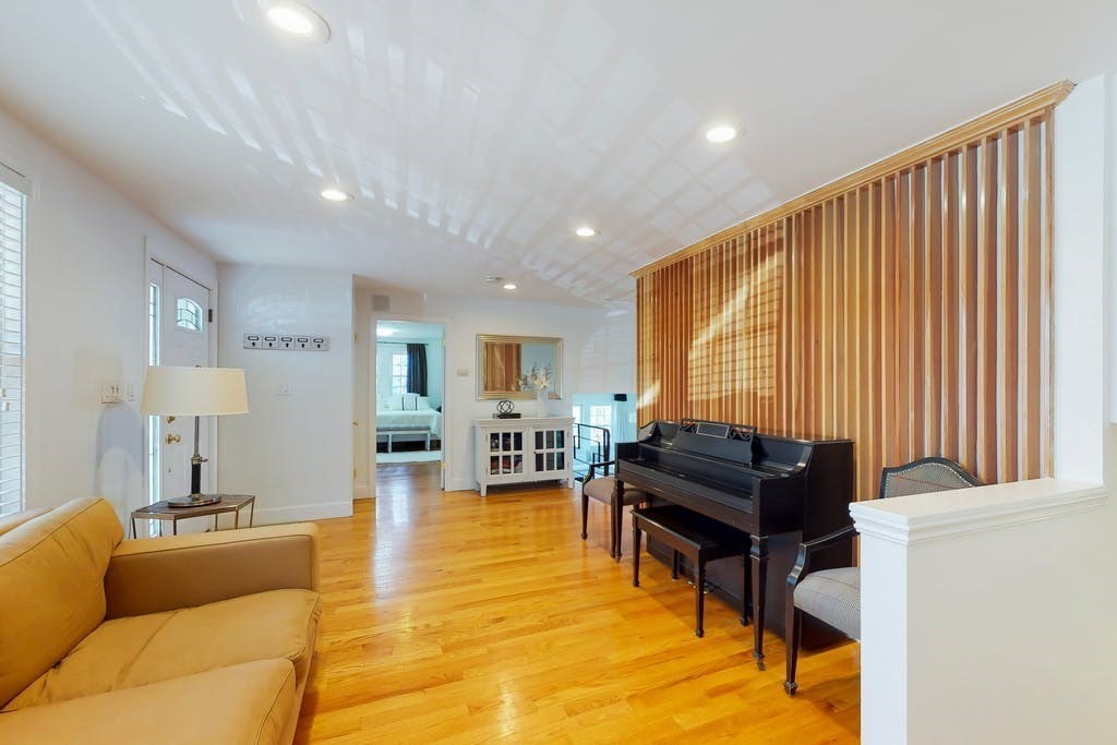 128 Simonds Road Lexington, MA 02420 - Photo 18 of 41