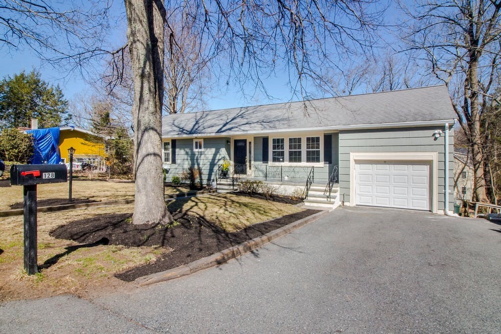 128 Simonds Road Lexington, MA 02420 - Photo 2 of 41