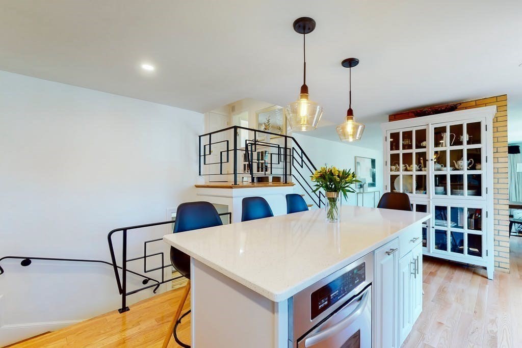 128 Simonds Road Lexington, MA 02420 - Photo 5 of 41