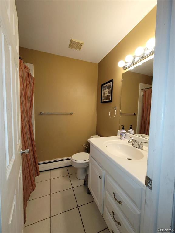 823 West Maple Road Clawson, MI 48017 - Photo 5 of 11