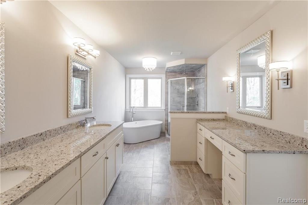 4213 Oak Arbor Crest Court Rochester, MI 48306 - Photo 17 of 30