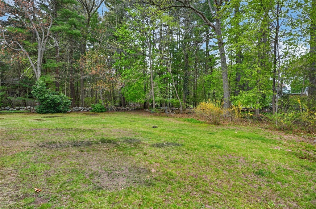12 Chadwick Road Burlington, MA 01803 - Photo 4 of 40 Gallery Image 4