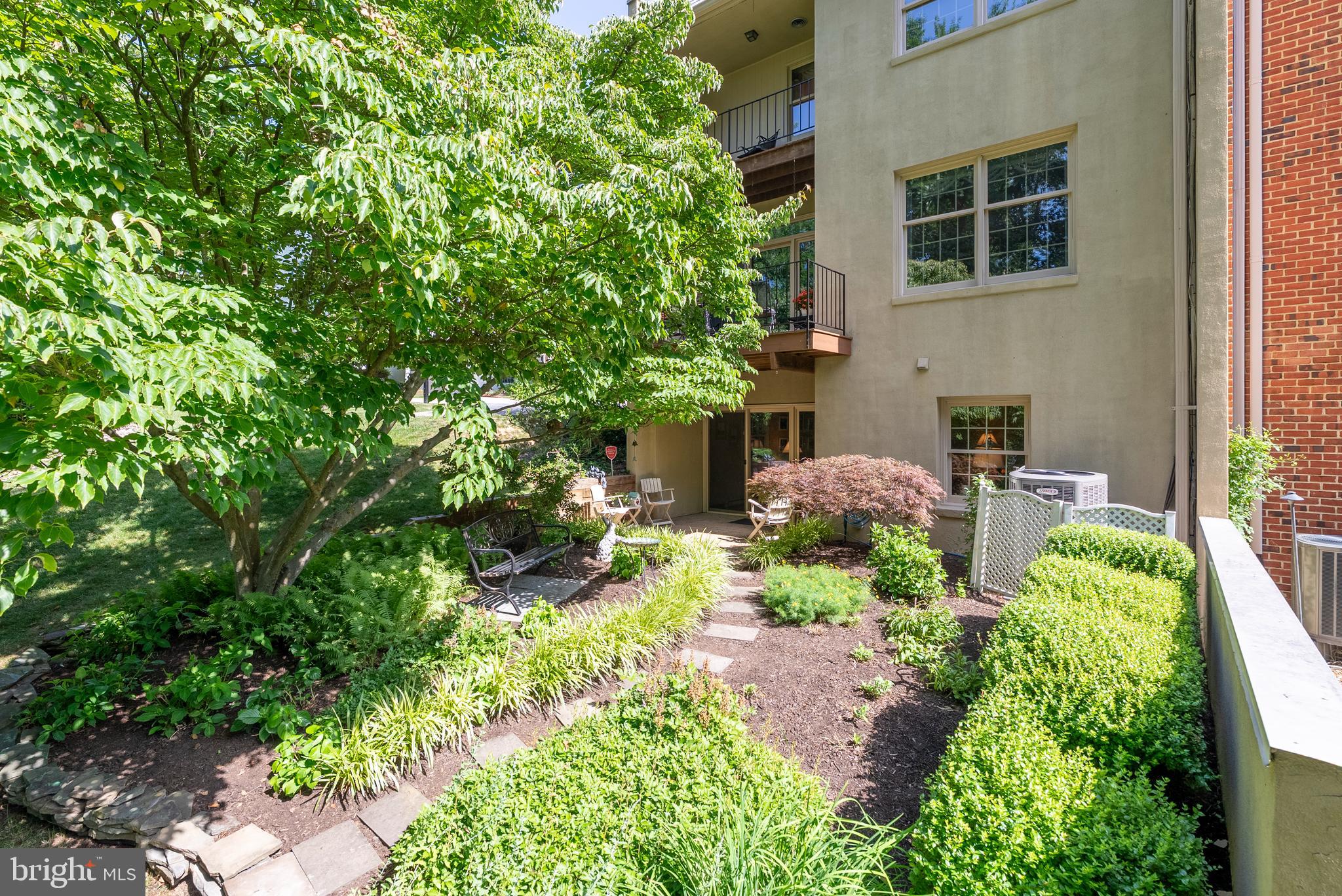 8001 Strauff Road, Unit 19 Baltimore, MD 21204 - Photo 48 of 54 Rear of Property