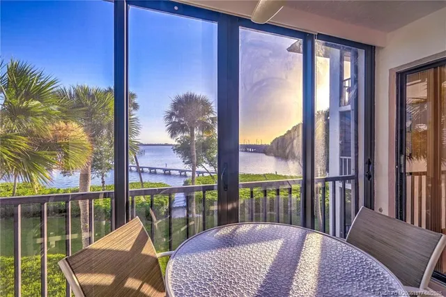 $5,400 | 390 Northeast Edgewater Drive, Unit 304, Stuart, FL 34996