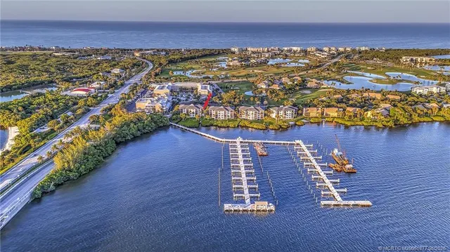 $5,400 | 390 Northeast Edgewater Drive, Unit 304, Stuart, FL 34996