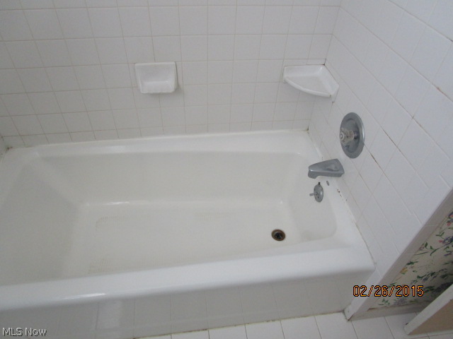 4417 Urban Road Cleveland, OH 44121 - Photo 12 of 22