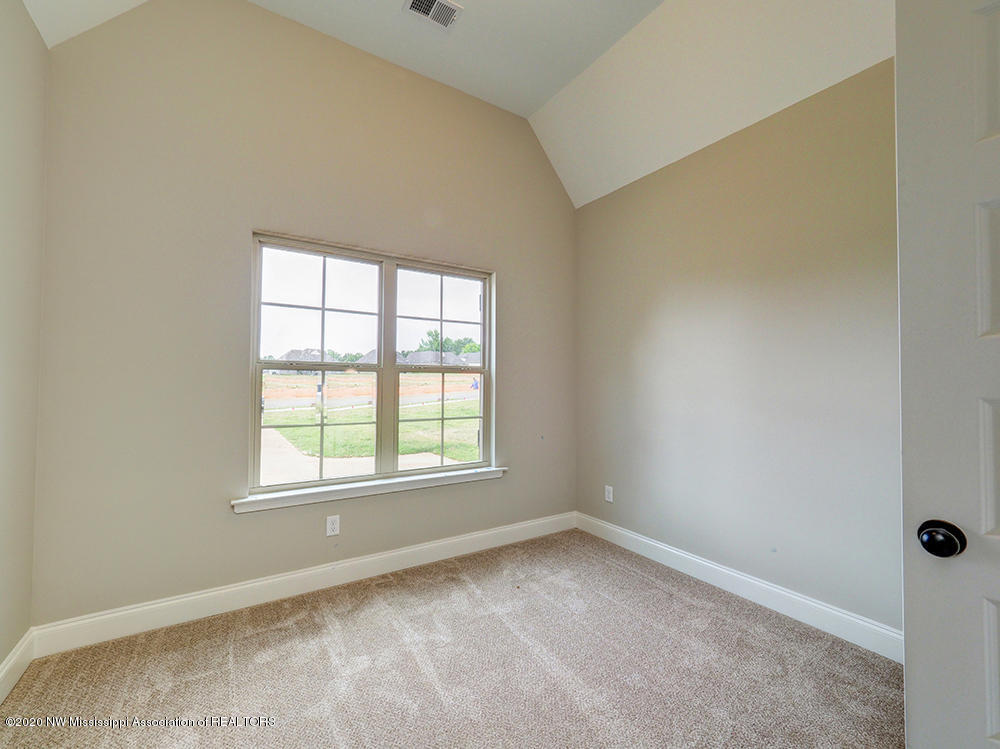 545 Howell Way Hernando, MS 38632 - Photo 15 of 42 BEDROOM