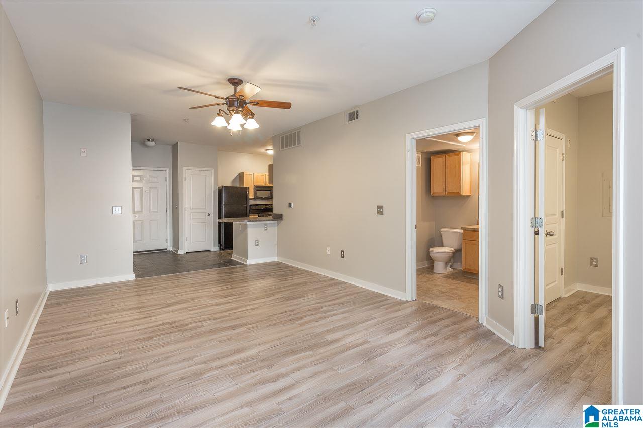 401 20th Street South, Unit 413 Birmingham, AL 35233 - Photo 3 of 21