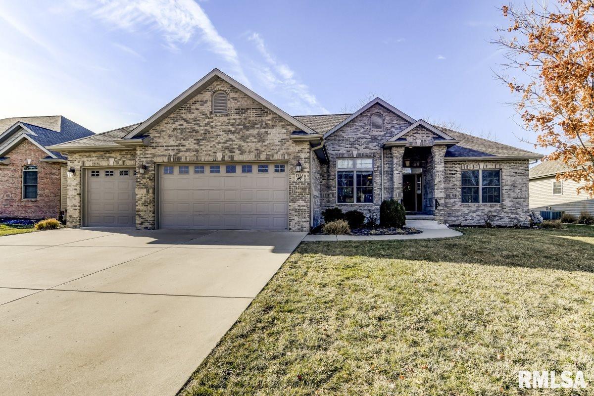 1913 Interlacken Drive Springfield, IL 62704 - Photo 1 of 32 Gallery Image 1