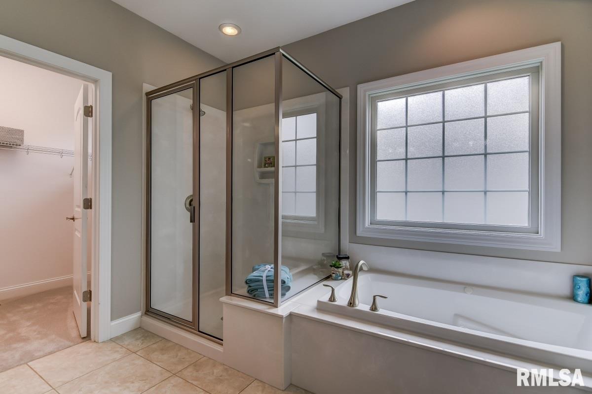 1913 Interlacken Drive Springfield, IL 62704 - Photo 20 of 32 Gallery Image 20