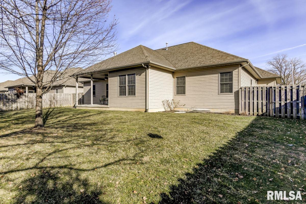 1913 Interlacken Drive Springfield, IL 62704 - Photo 31 of 32 Gallery Image 31