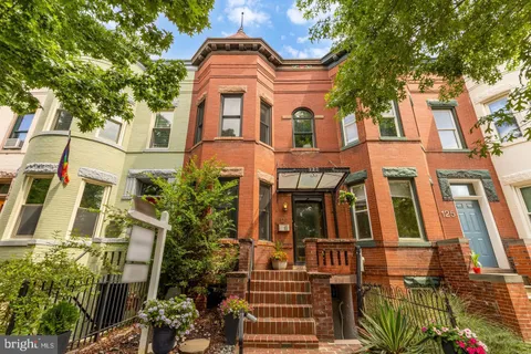 $1,100,000 | 127 U Street Northwest, Washington, DC 20001