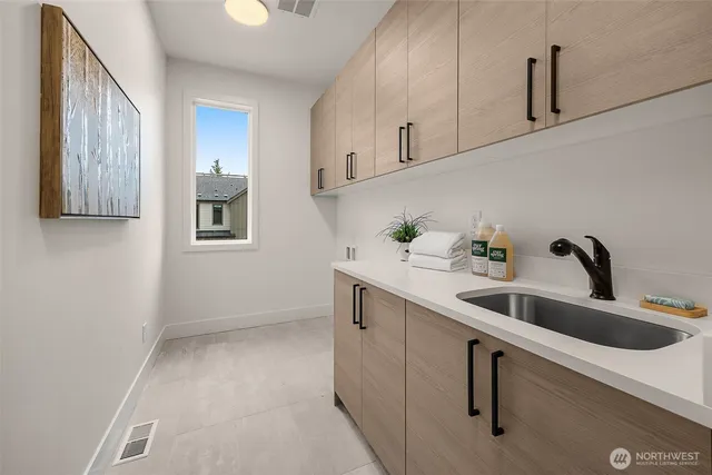 $1,699,500 | 23615 20th Avenue West, Bothell, WA 98021