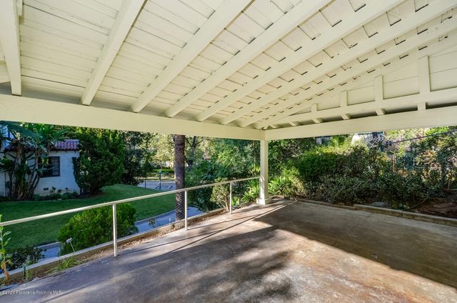 $1,183,000 | 588 Glen Holly Drive, Pasadena, CA 91105