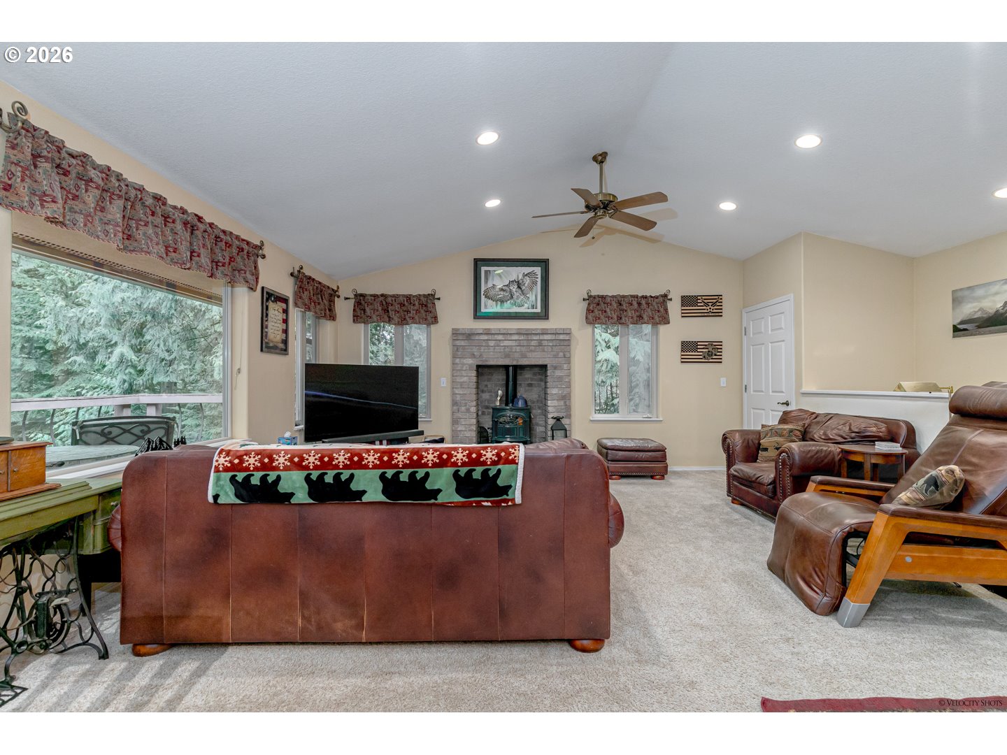 53221 East Marmot Road Sandy, OR 97055 - Photo 11 of 48
