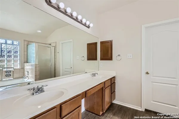 $2,600 | 979 Calico Garden, San Antonio, TX 78260