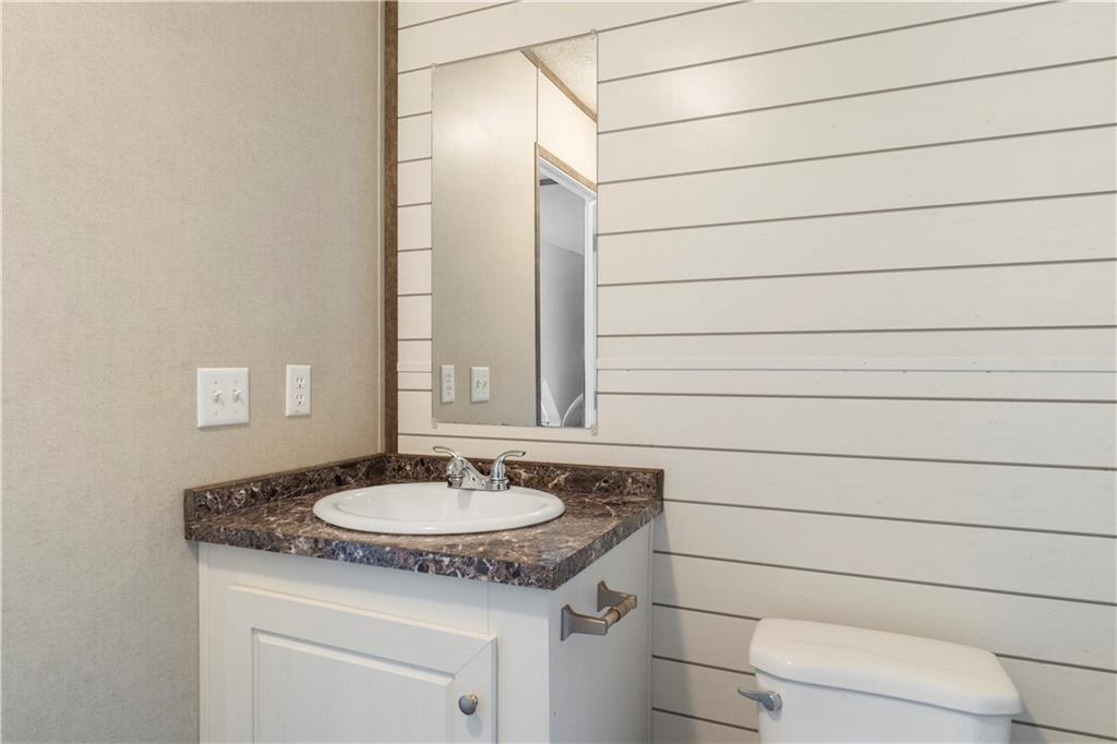 195 Falls Church Road Imperial, PA 15126 - Photo 22 of 32 Gallery Image 22