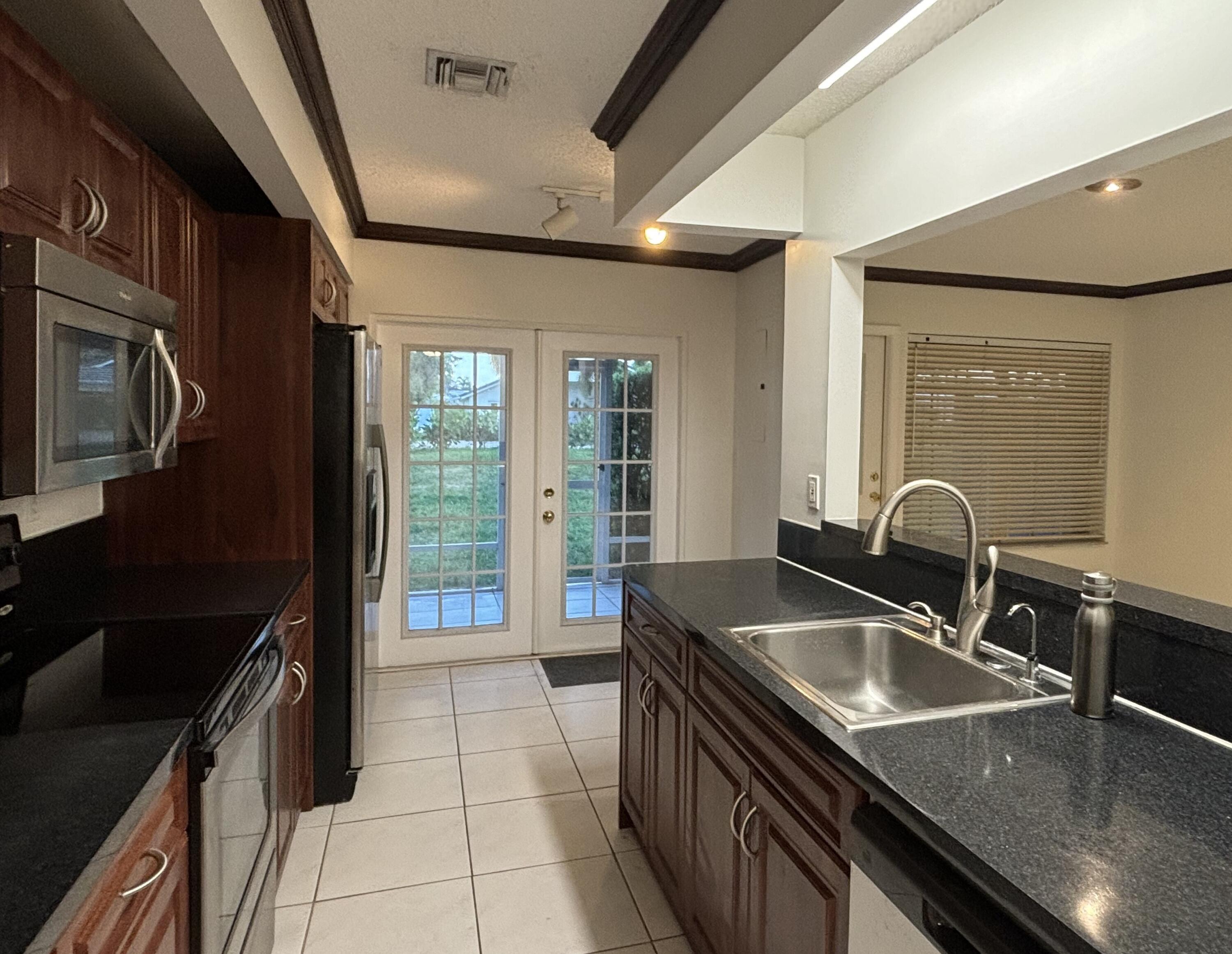 5230 Sapphire Valley Boca Raton, FL 33431 - Photo 6 of 34 6