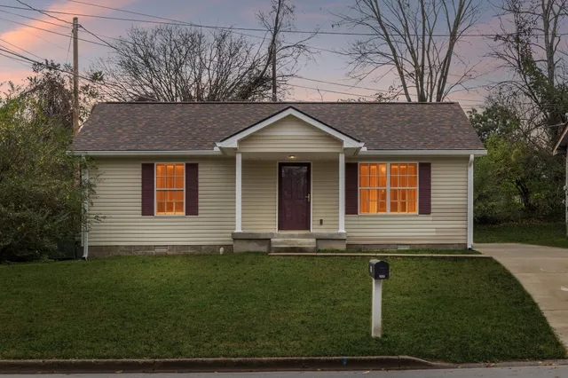 $199,900 | 422 Glenn Street, Clarksville, TN 37040