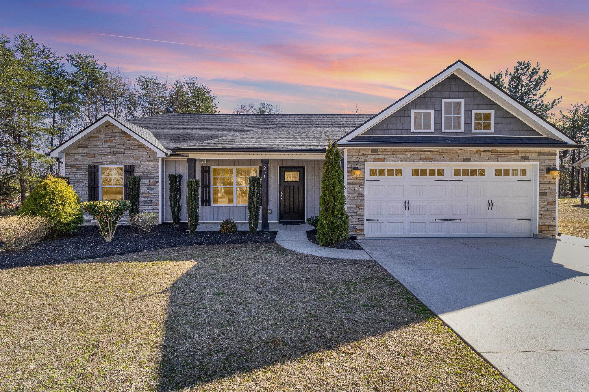 251 Jordan Creek Road Inman, SC 29349 - Photo 1 of 31