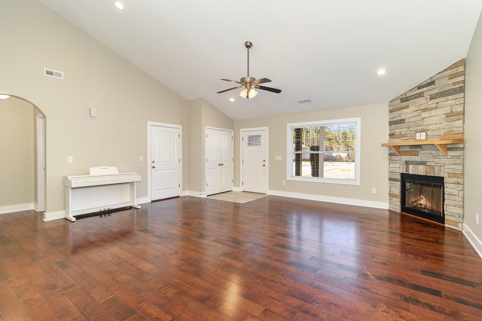 251 Jordan Creek Road Inman, SC 29349 - Photo 8 of 31