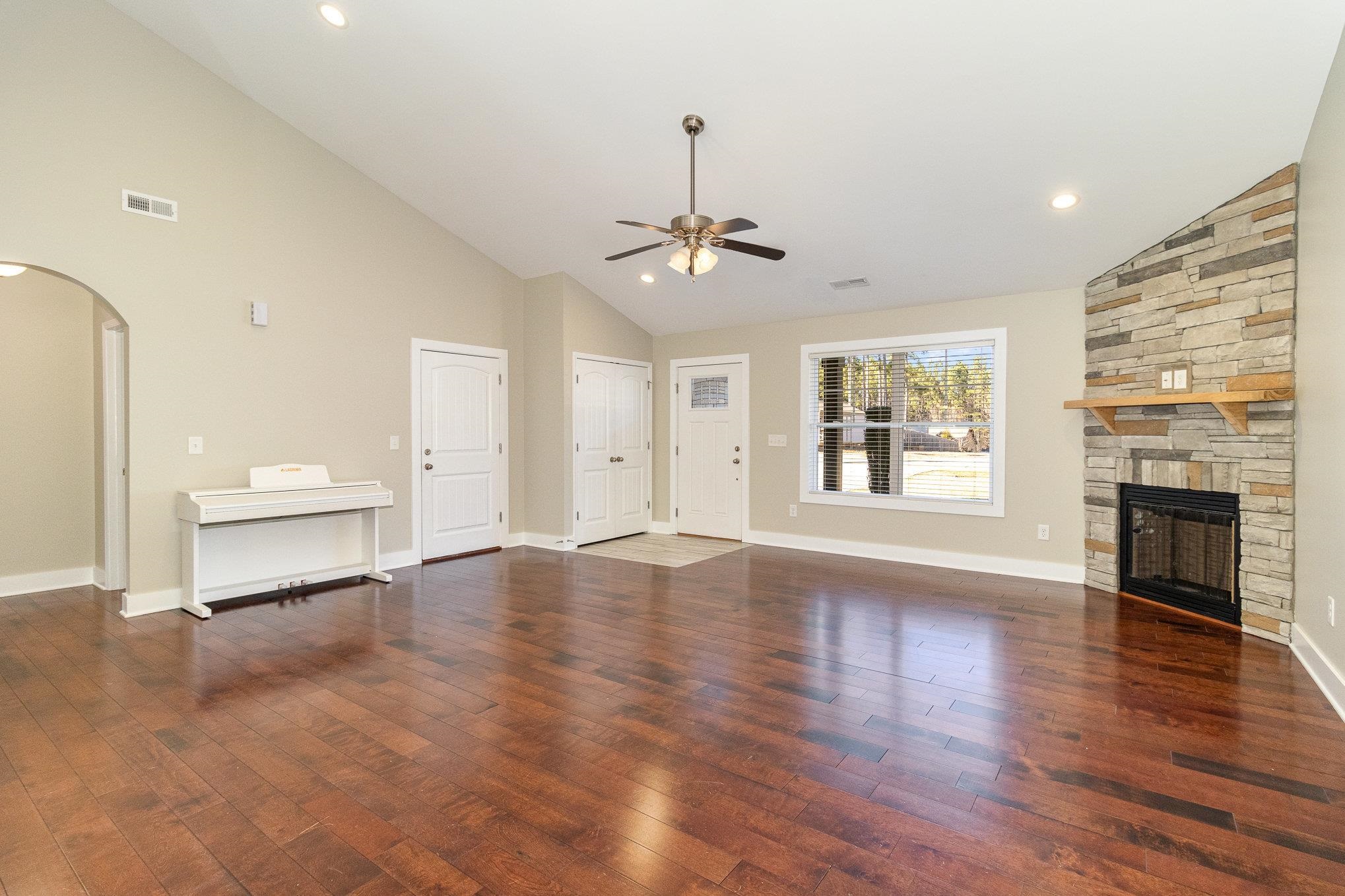 251 Jordan Creek Road Inman, SC 29349 - Photo 9 of 31