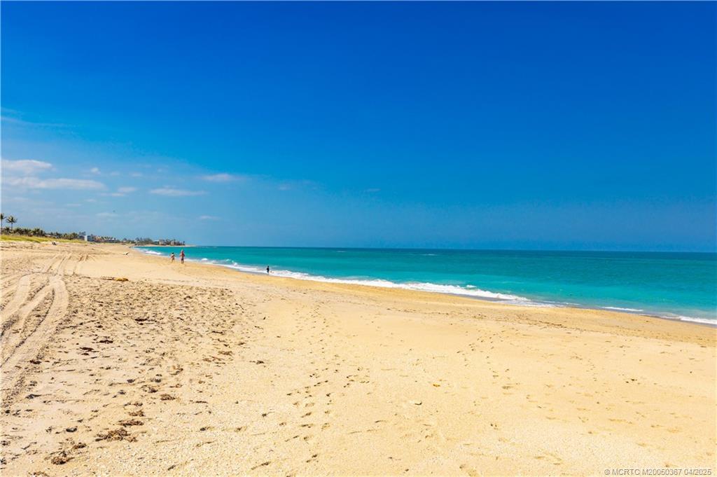 2888 Southeast Dune Drive Stuart, FL 34996 - Photo 42 of 53 Beach time relaxation after a round of golf