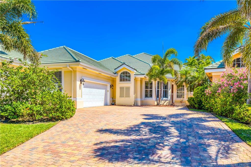 2888 Southeast Dune Drive Stuart, FL 34996 - Photo 8 of 53 Welcome