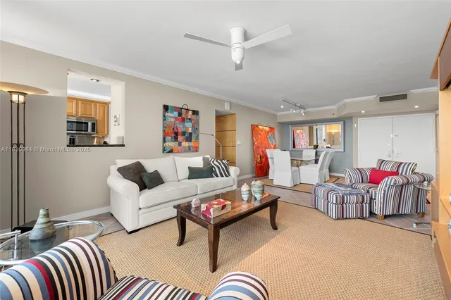 $1,215,000 | 9 Island Avenue, Unit 505, Miami Beach, FL 33139