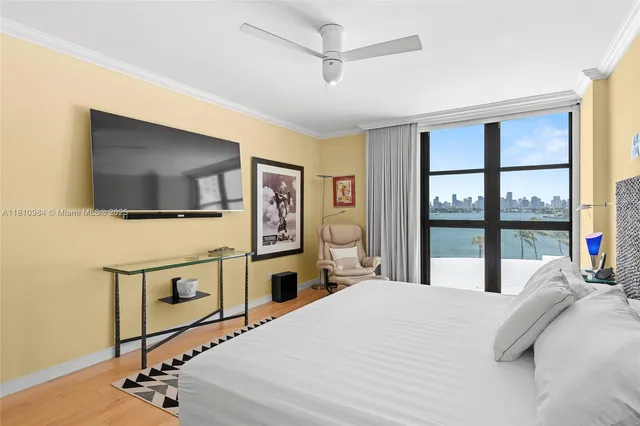 $1,215,000 | 9 Island Avenue, Unit 505, Miami Beach, FL 33139