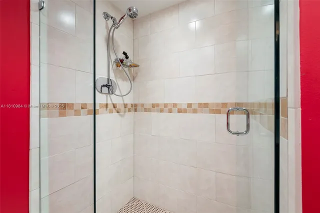 $1,215,000 | 9 Island Avenue, Unit 505, Miami Beach, FL 33139