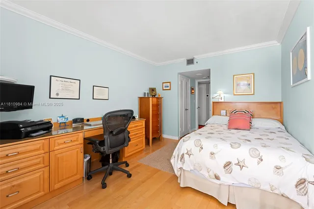 $1,215,000 | 9 Island Avenue, Unit 505, Miami Beach, FL 33139