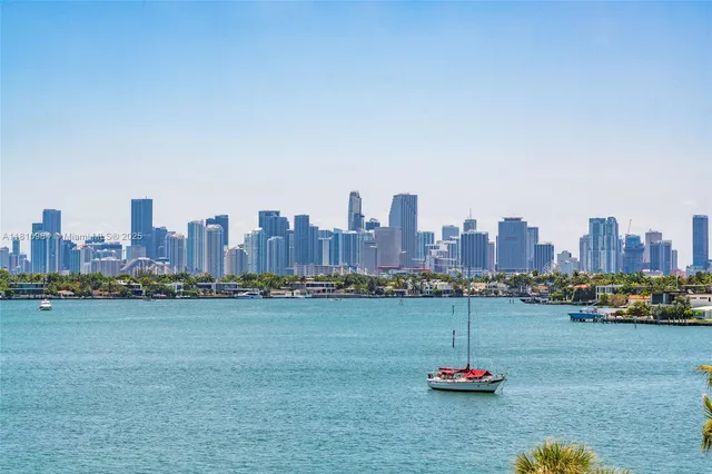$1,215,000 | 9 Island Avenue, Unit 505, Miami Beach, FL 33139