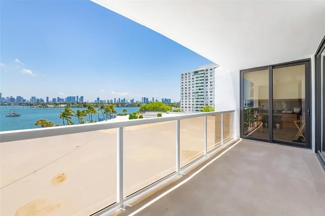 $1,215,000 | 9 Island Avenue, Unit 505, Miami Beach, FL 33139