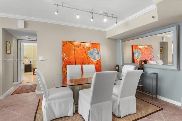 $1,215,000 | 9 Island Avenue, Unit 505, Miami Beach, FL 33139