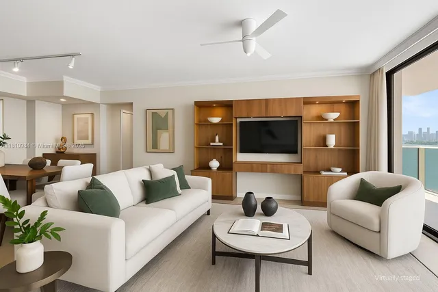 $1,215,000 | 9 Island Avenue, Unit 505, Miami Beach, FL 33139