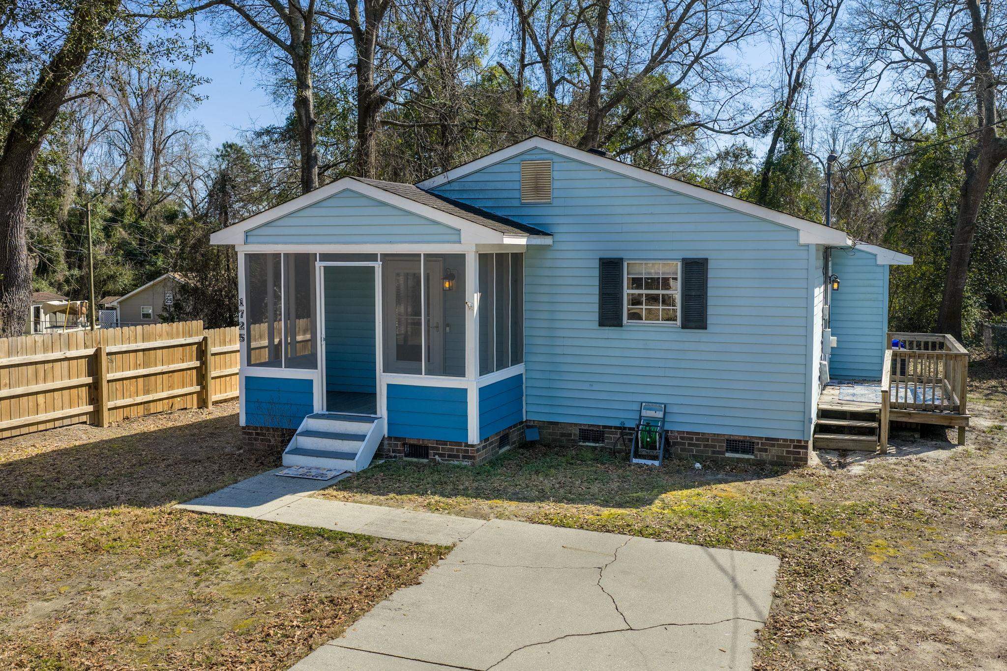 1725 Spivey Avenue Conway, SC 29527 - Photo 2 of 56