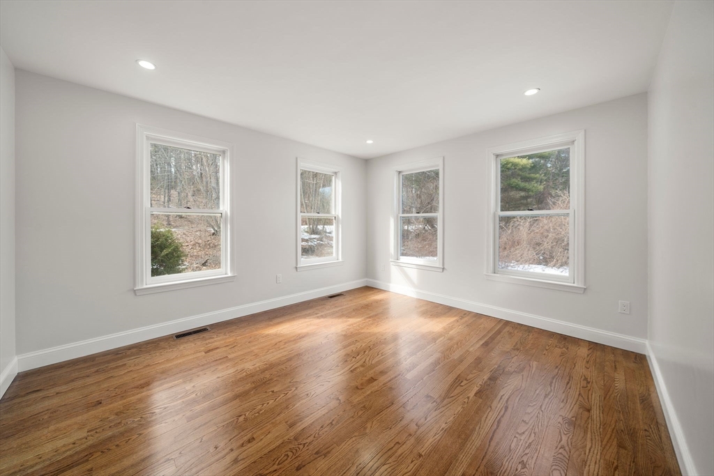 99 Corn Road Bolton, MA 01740 - Photo 17 of 36