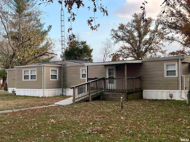 $29,900 | 1000 Dover Street, Centralia, IL 62801