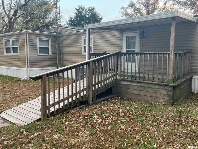 $29,900 | 1000 Dover Street, Centralia, IL 62801