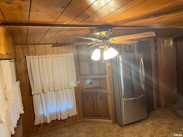 $29,900 | 1000 Dover Street, Centralia, IL 62801