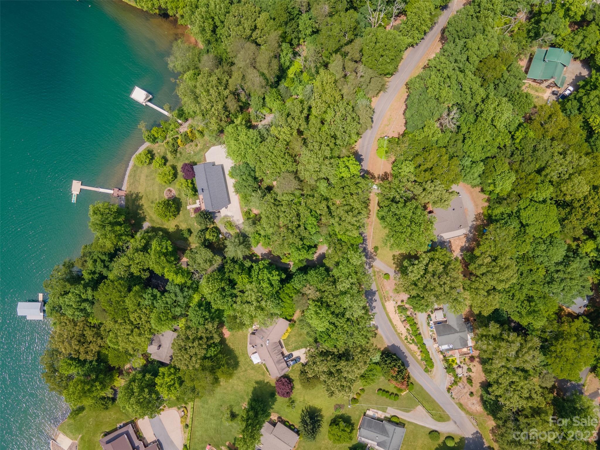 669 Walker Point Road Hayesville, NC 28904 - Photo 46 of 46 a backyard of a house